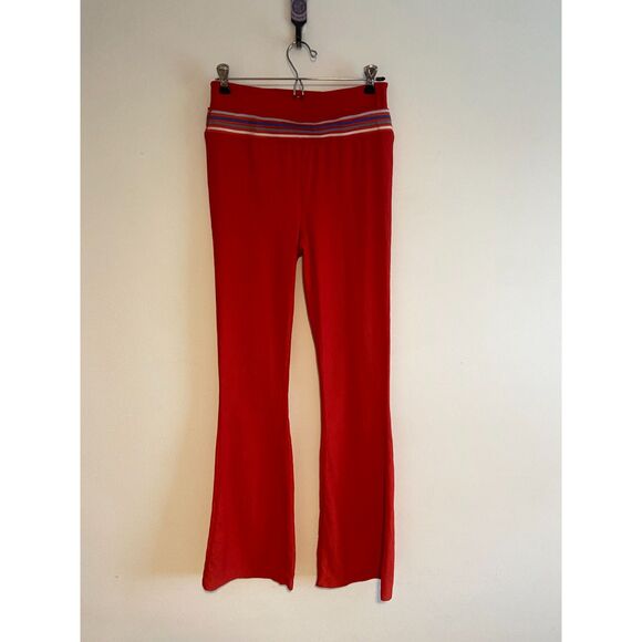 NWT Free People FP Movement Hard To Forget Red Ribbed Flare Leg SIZE MEDIUM - Picture 2 of 7
